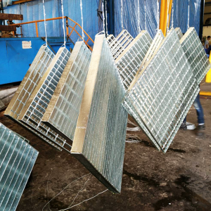 งานสั่งผลิตเหล็กต่างๆ